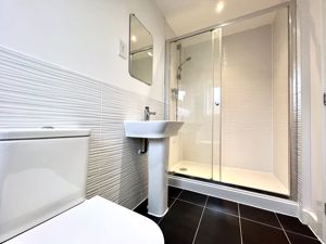 En-Suite- click for photo gallery